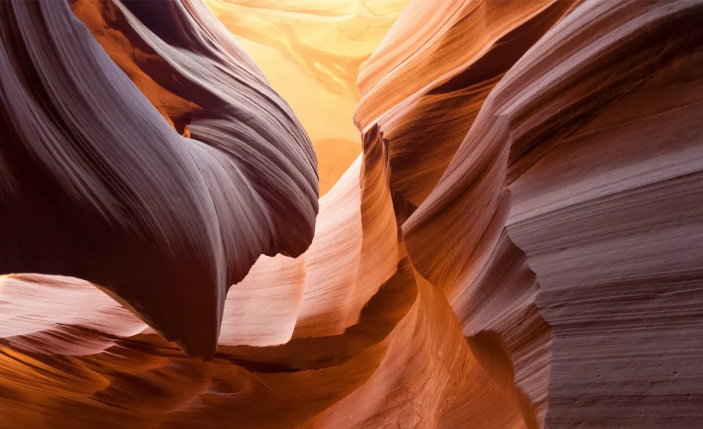 Antelope Canyon Tours - Which Section of Antelope Canyon Should We Visit? 2 Antelope Canyon Tours - Lower Antelope pexels paul ijsendoorn 33041