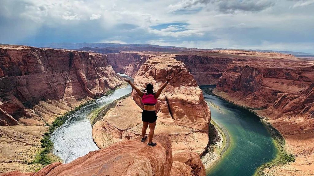 Antelope Canyon Tours - Why Visiting Horseshoe Bend Is Worth It 2 Antelope Canyon Tours - antelope canyon info exploring horsehoe bend img3