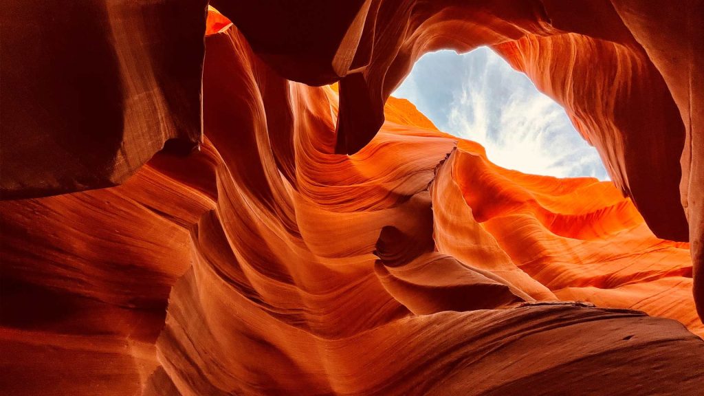 Antelope Canyon Tours - Which Section of Antelope Canyon is Best for Anyone with Mobility Issues? 4 Antelope Canyon Tours - antelope canyon info which section is the best img4